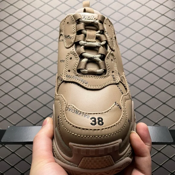 💗💗Balenciaga Sneakers men’s - Picture 9 of 9